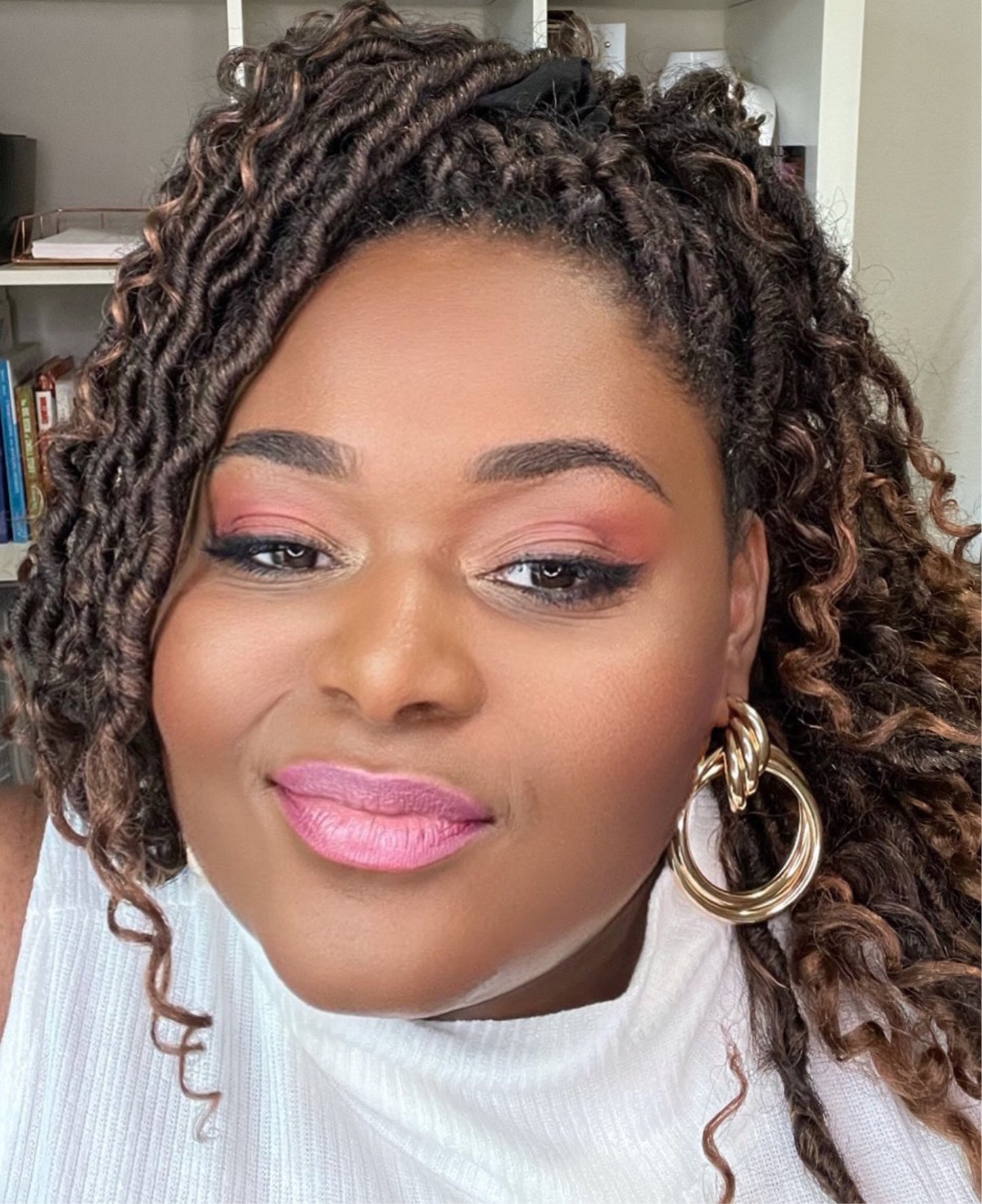 Love Knots Hoop Earrings