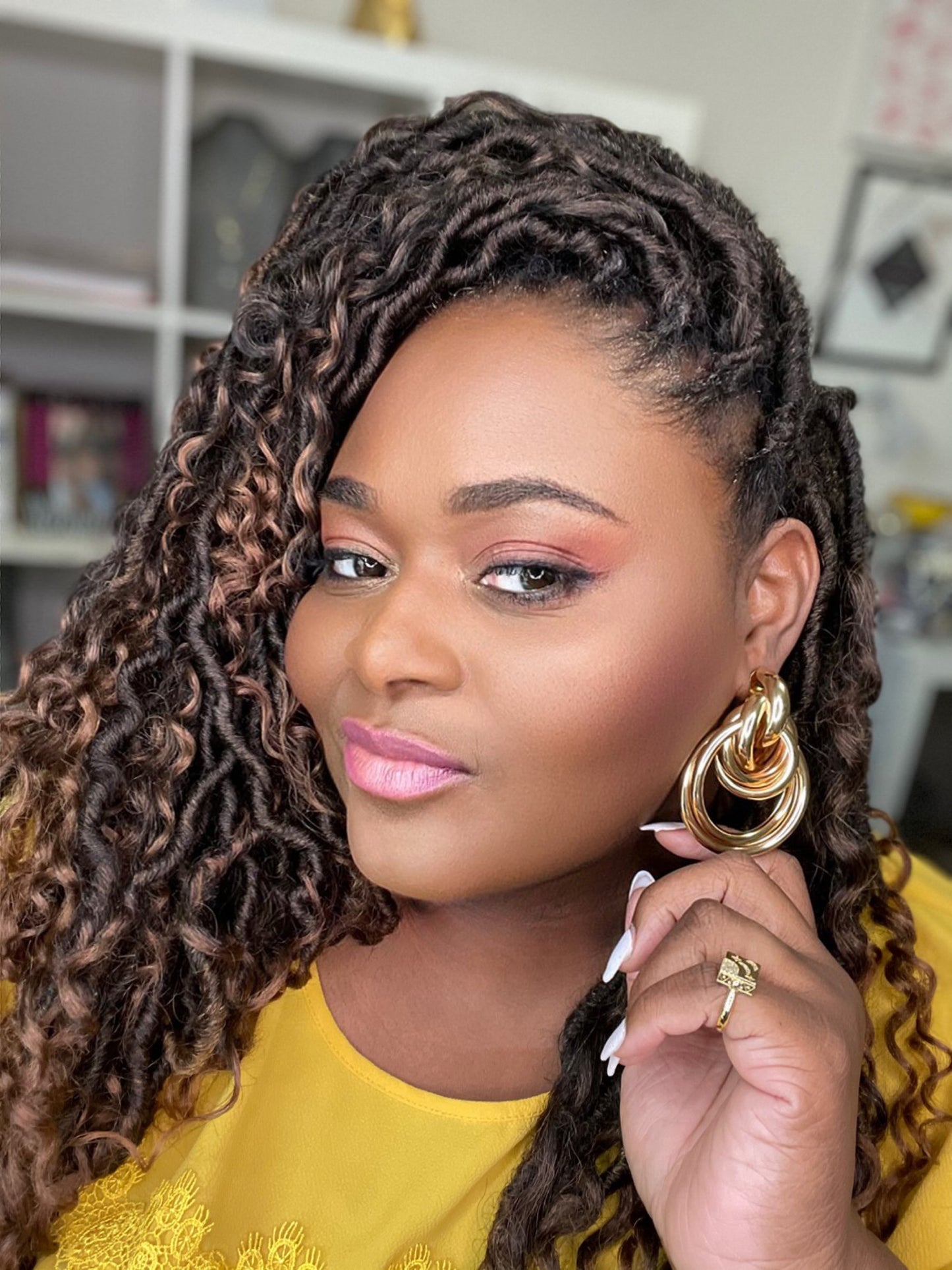 Love Knots Hoop Earrings