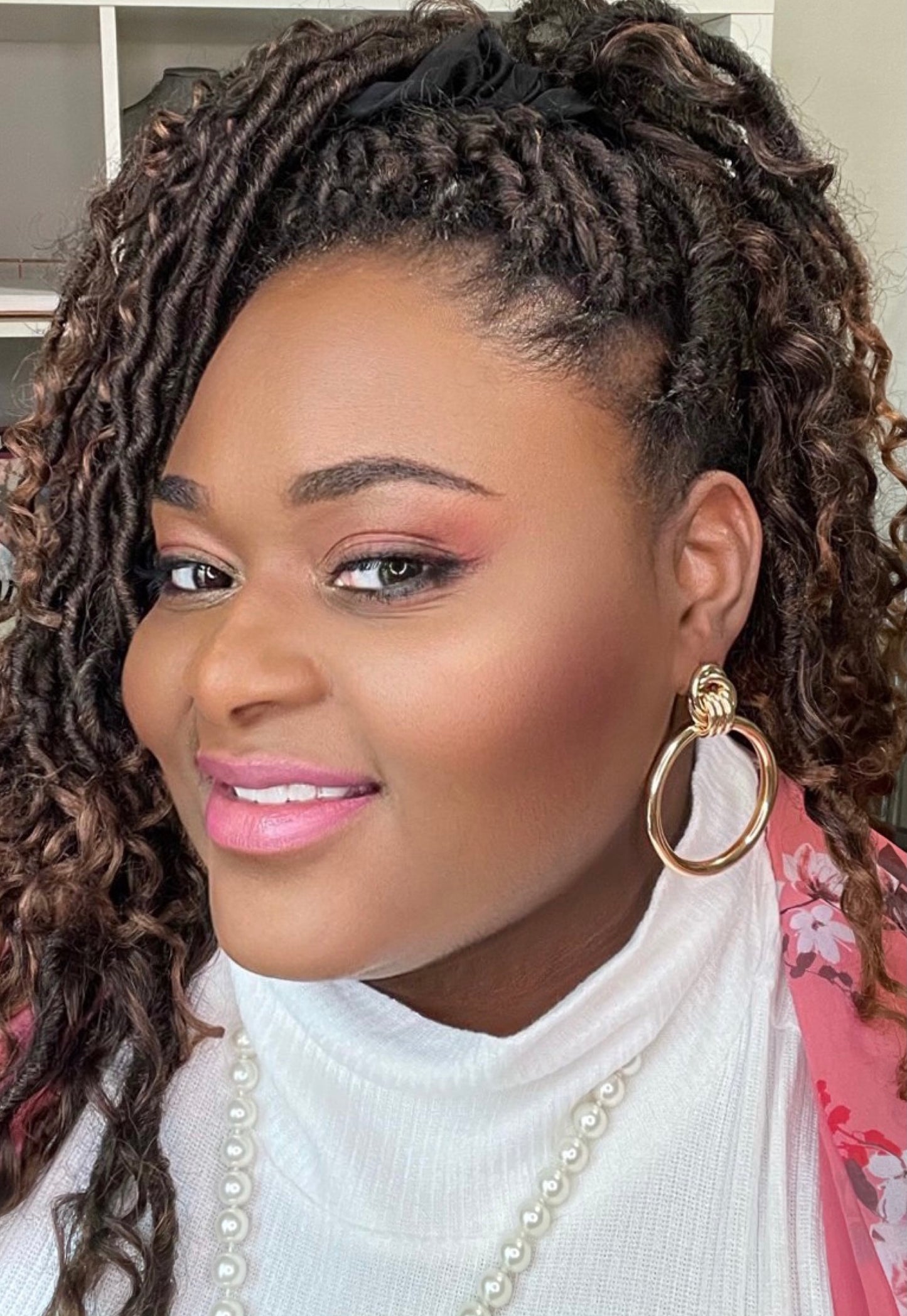 Love Knots Hoop Earrings